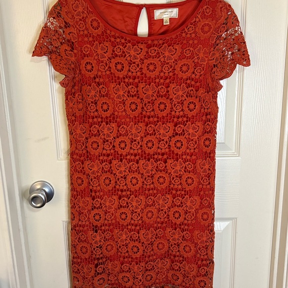 Moulinette Soeurs Anthropologie Rust Crochet Lace Shift Dress | Size 0 - Picture 2 of 9